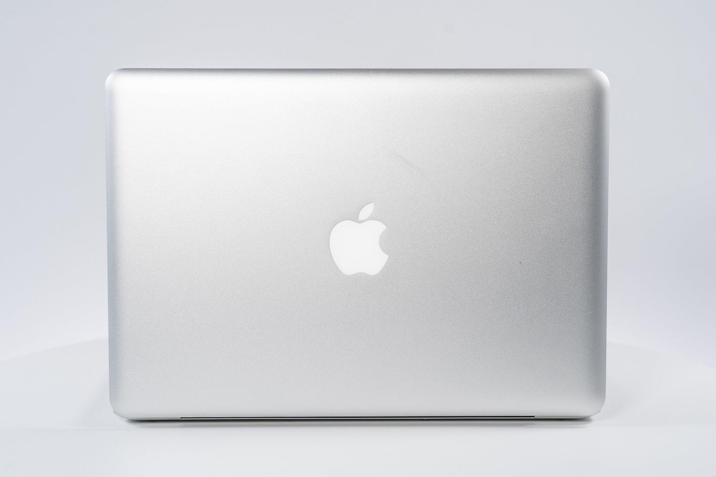 Apple MacBook Pro (Mid 2010) 13-inch 2.4 GHz Core 2 Duo 8GB RAM  512GB Storage - Silver